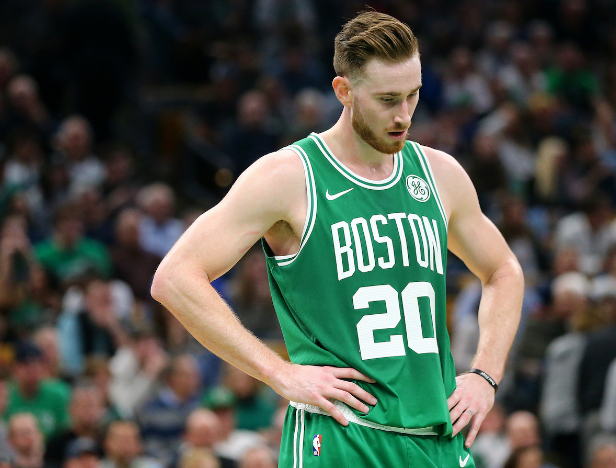 湖人则在悄 湖人则在悄