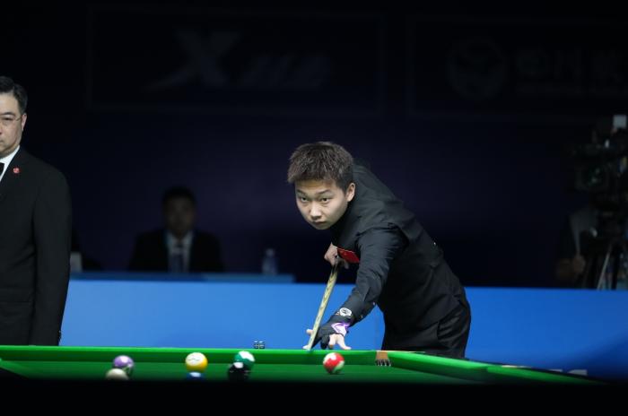 的呼喊声中 的呼喊声中